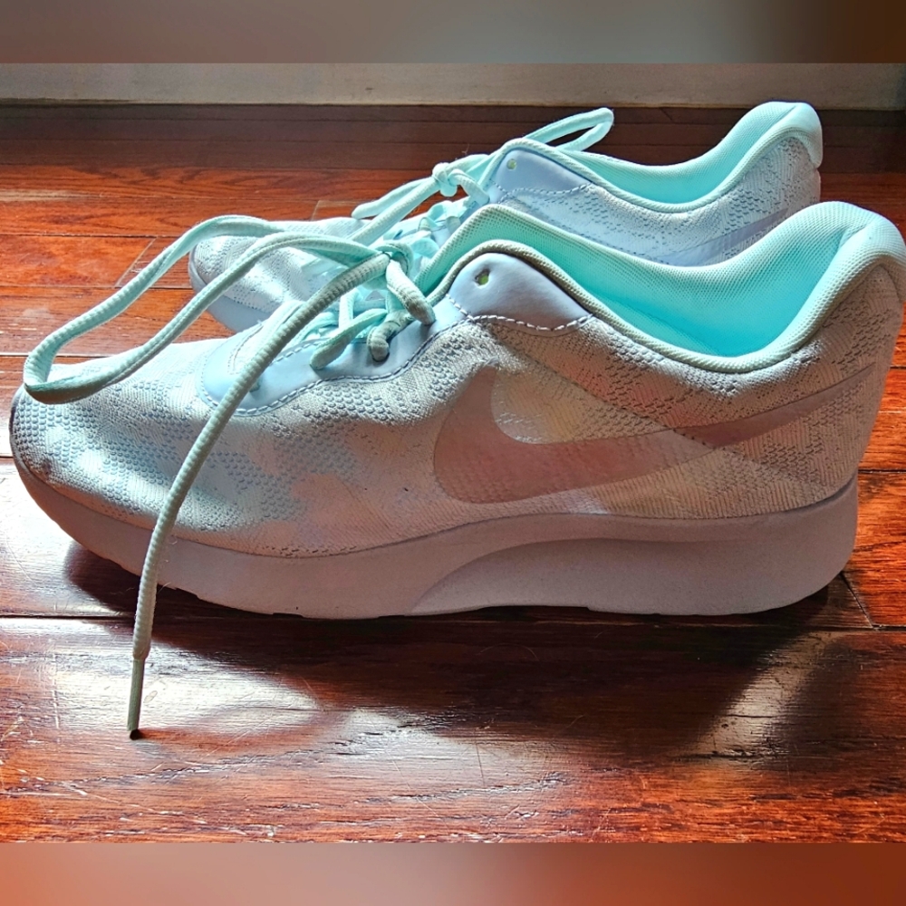 Sz 10 new Nike Tanjun baby blue floral lace mesh sneakers womens - Picture 6 of 11